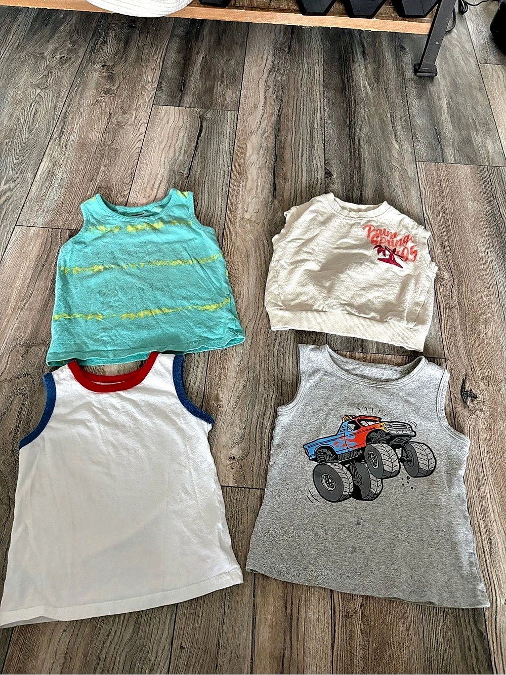 Old Navy Kids Tank Top Bundle Blue & White Size 2T